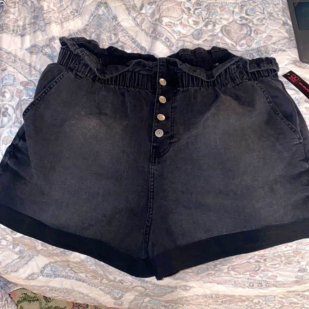 High Waisted Vintage Black Shorts